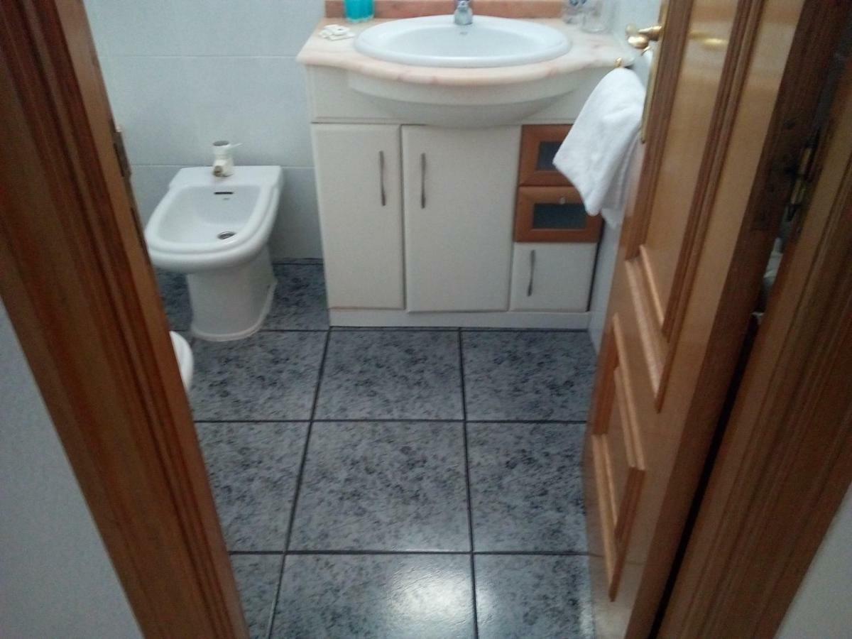 Отель La Bilbaina Витория Номер фото